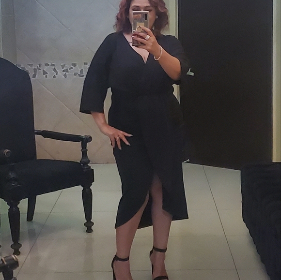 Black sexy dress - Picture 2 of 5